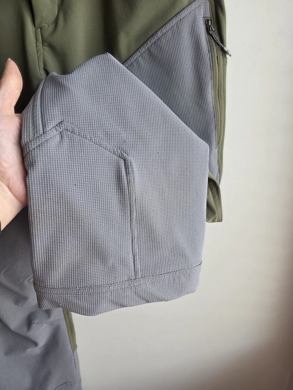 Prois Women's Pradlann Field Hunting Pants - Olive/Grey - Size XL (Estimated) - Picture 12 of 17